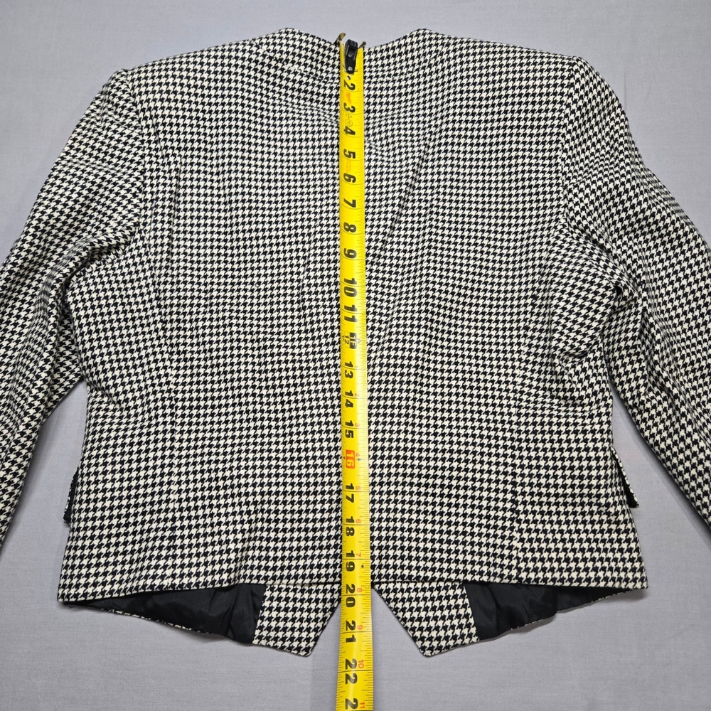 Vintage JOAN & DAVID Houndstooth Cropped Blazer 100% Lambswool Made in Italy - Picture 11 of 15